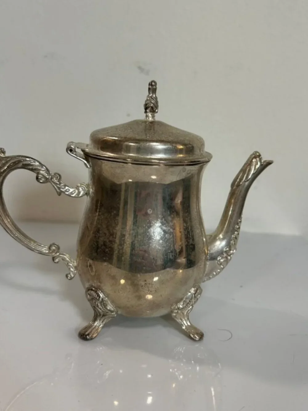 VTG Godinger Silver Art Co. Ornate Decor Footed Handle Teapot Silver Plated EUC